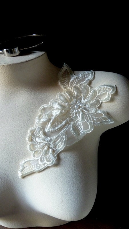 SALE Pair Beaded Lace Appliques in Ivory Creme Lace for Bridal, Headbands, Costume Design PR 10