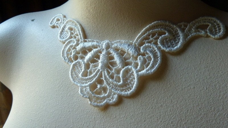 Lace Applique Set of 3 in Ivory for Jewelry Supply, Altered Couture, Costume Design SIA 500