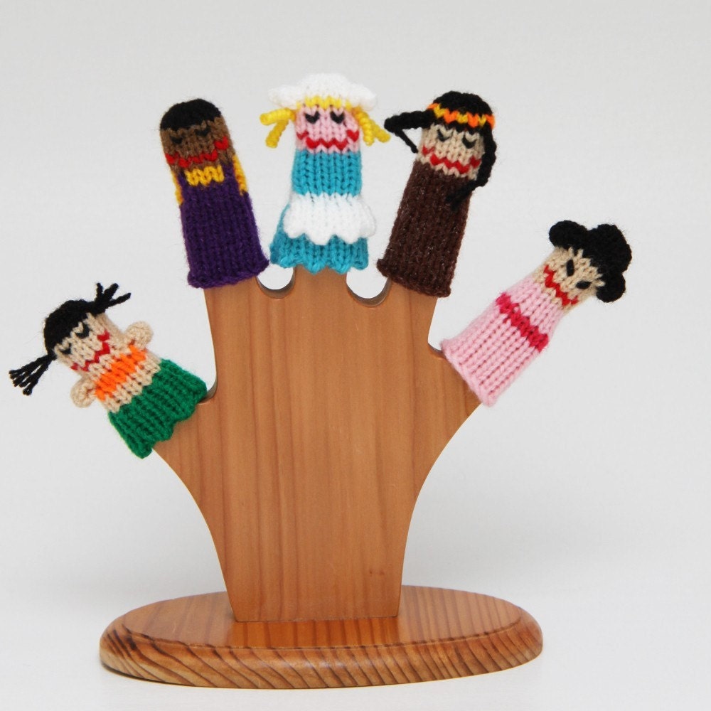 Children of the World Finger Puppet Set.  (Includes Hawaiin Girl, African-American Boy, Dutch Girl, Indian Boy, and Asian Girl.) We can create custom orders of individual puppets or puppet sets.