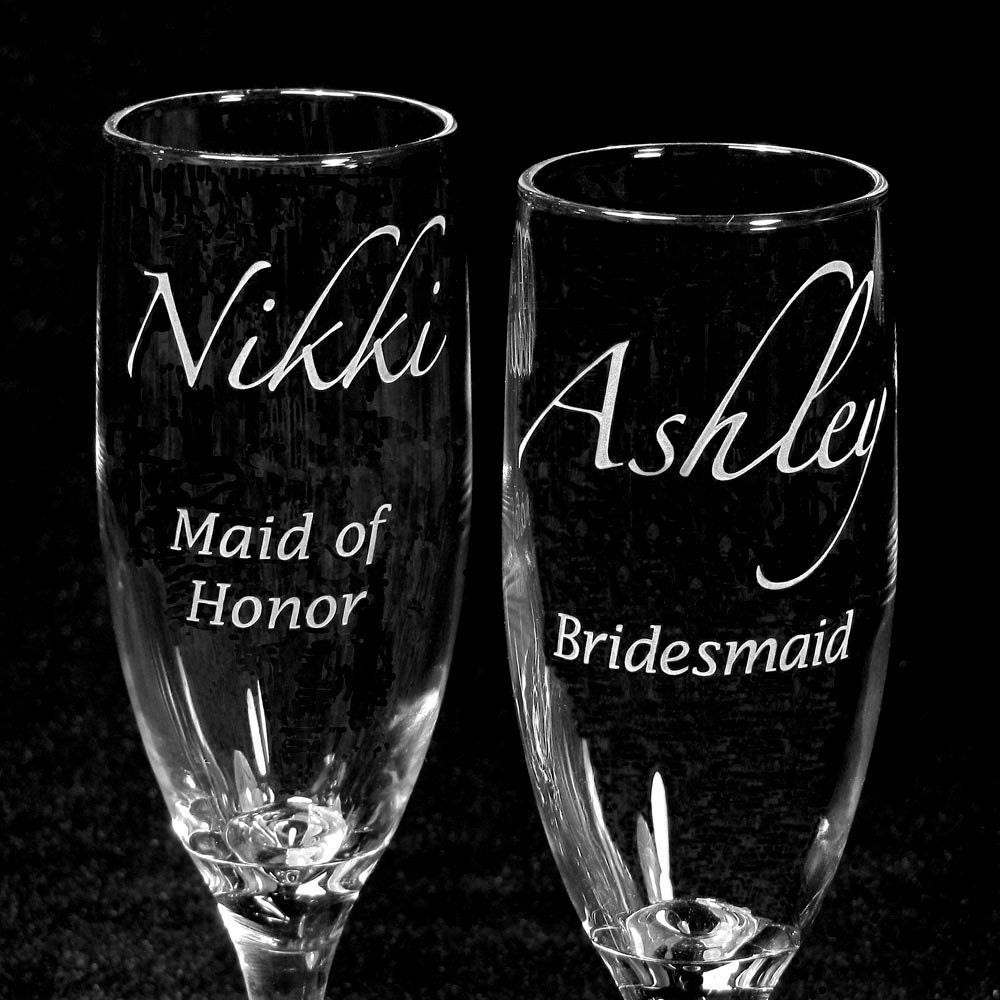 Personalized Bride and Groom Toasting Flutes, Wedding Champagne Glasses