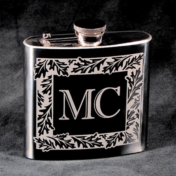 Gifts for Groomsmen, 10 Monogrammed Flasks Oak Motif