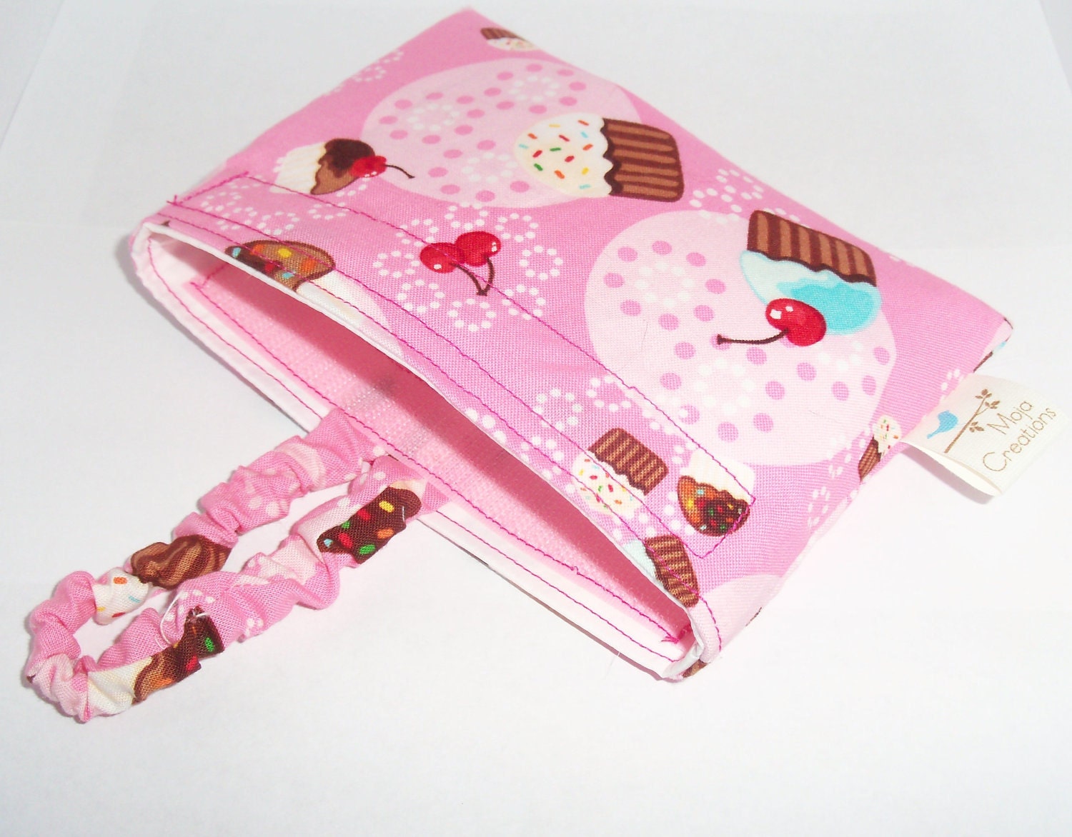 Reusable, Eco-friendly Snack Bag - Tossed Pink Cupcakes
