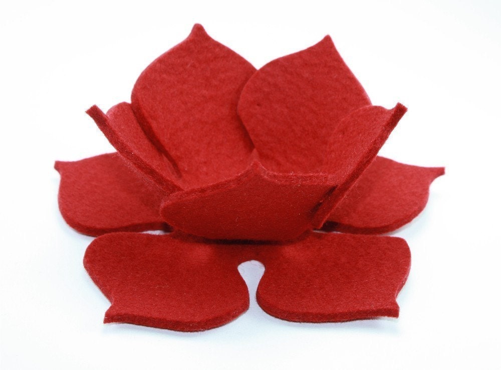 Lily Pad Felt Bowl in 3mm Virgin Merino Wool Felt-Cherry