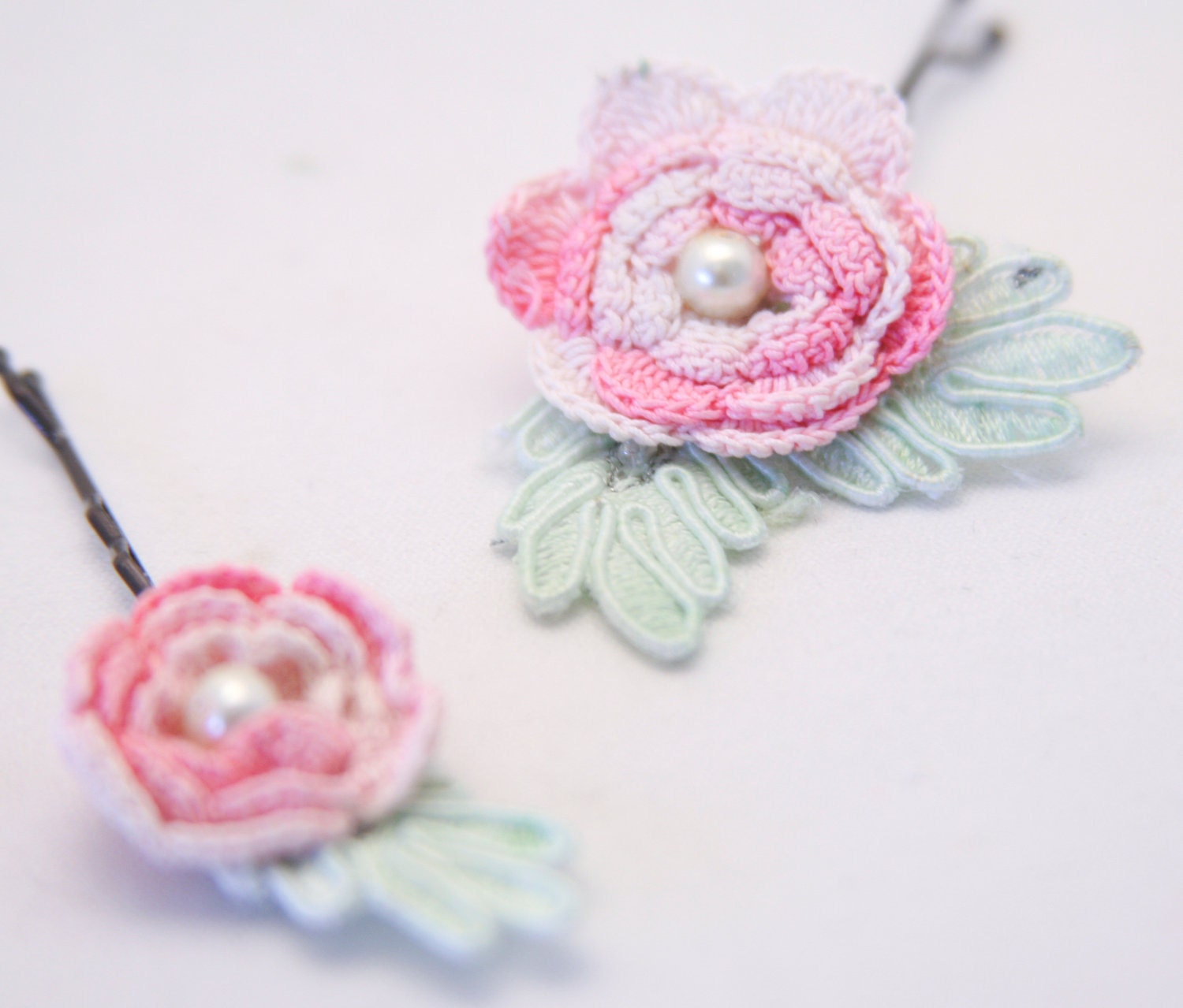 vintage flower bobby pins, pink and green, women hair accessory