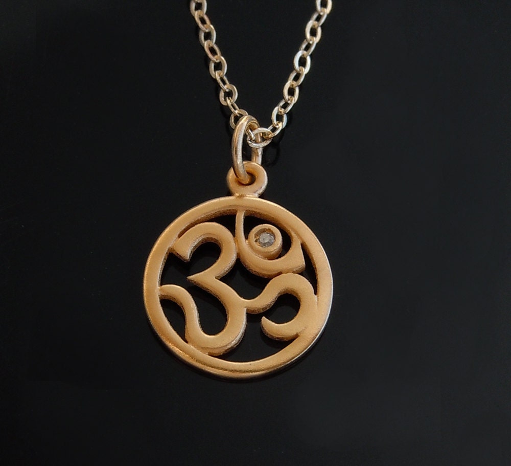 Diamond Om Pendant Necklace in Vermeil with a Genuine Diamond