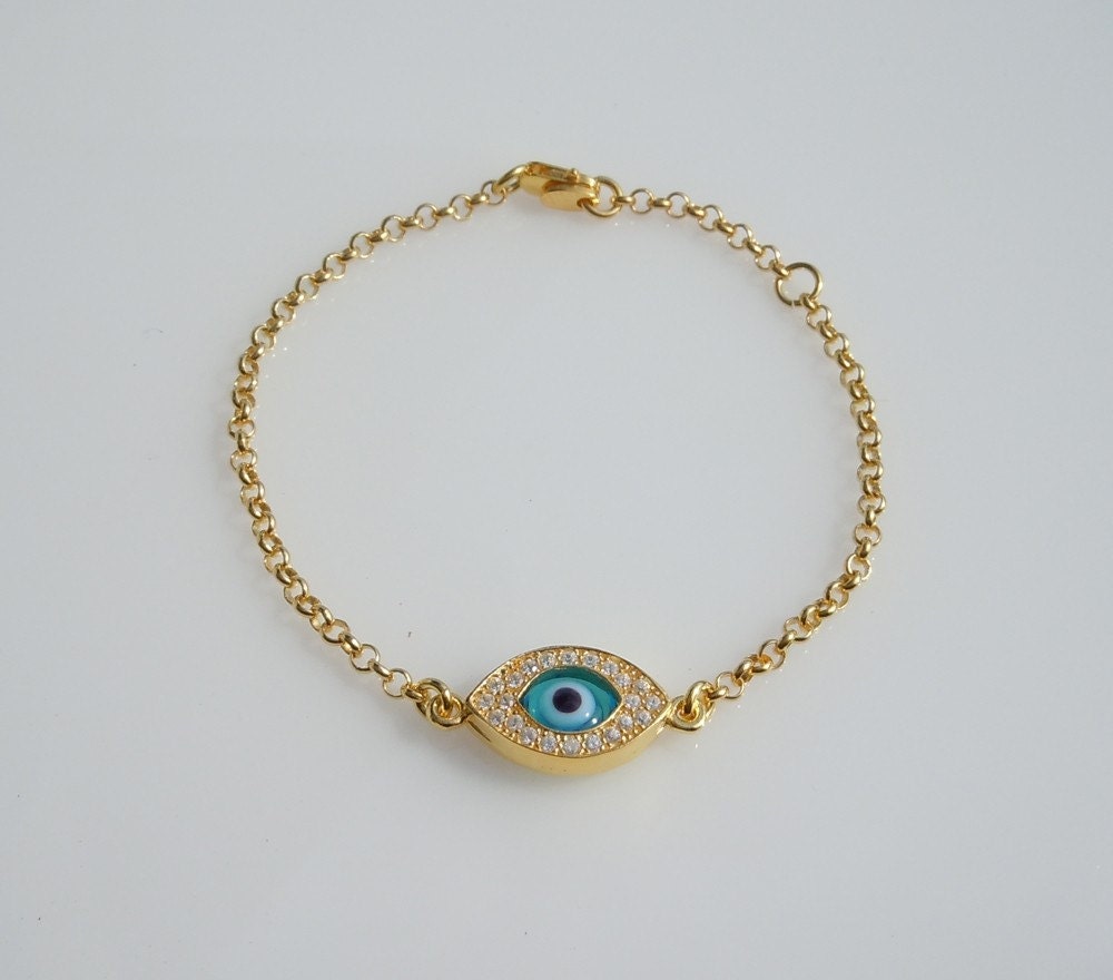 Kelly Ripa Evil Eye Bracelet in Gold