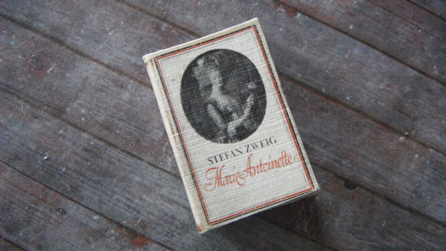Miniature Book --- Marie Antoinette Biography - LDelaney