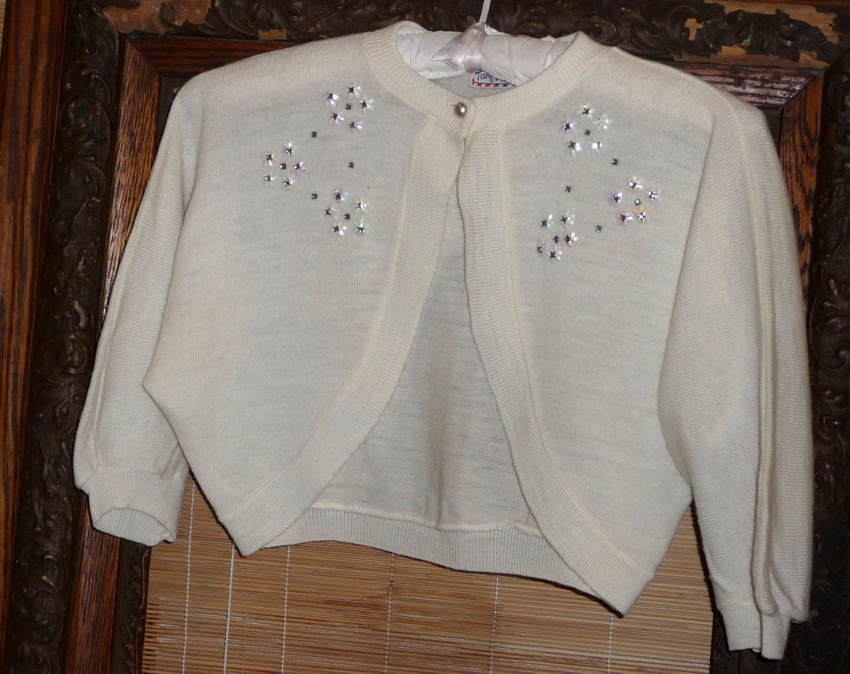 Reserved for doniellebella - Gorgeous Cream Vintage Cropped Sweater Wedding Bride Bridal Sweater