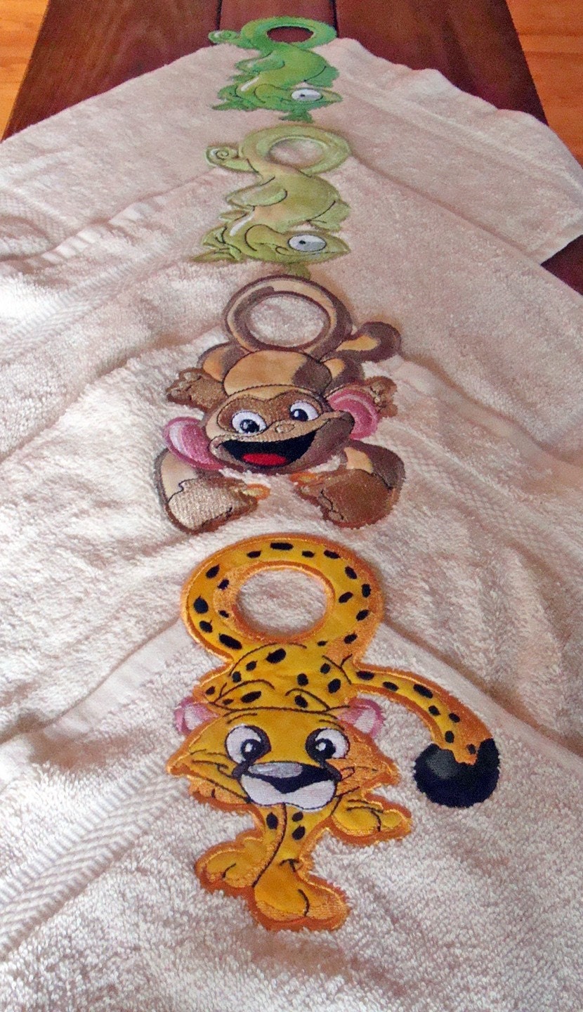 Cheetah Hand Towel