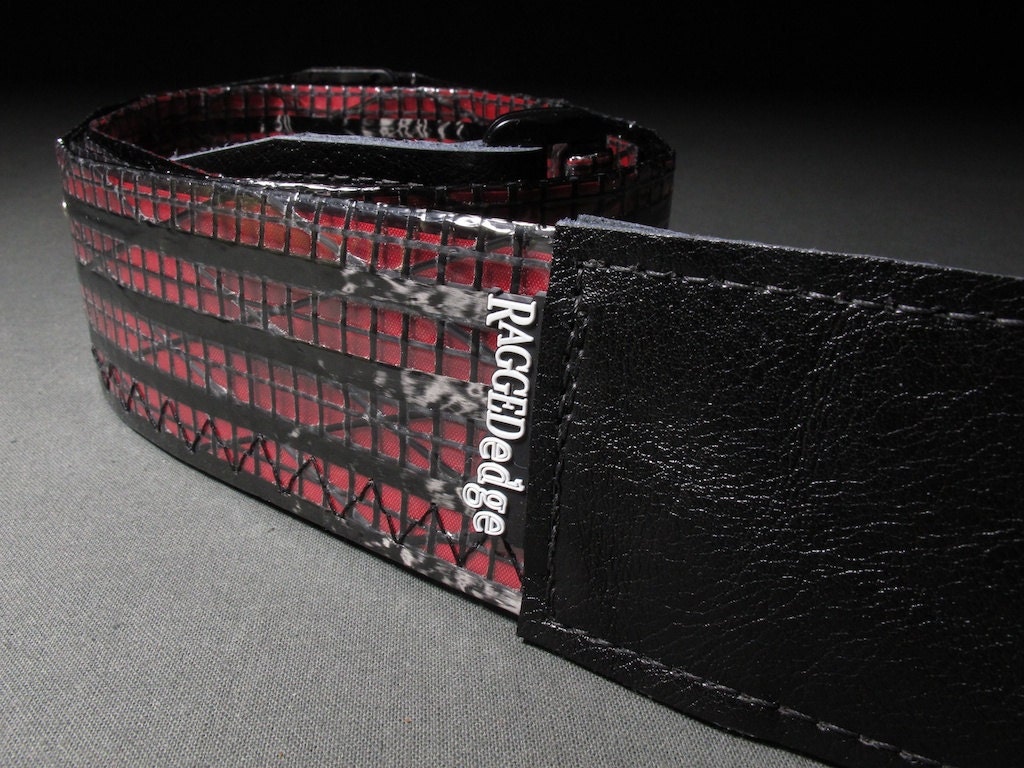 Carbon Fiber Guitar Strap - Black and Red