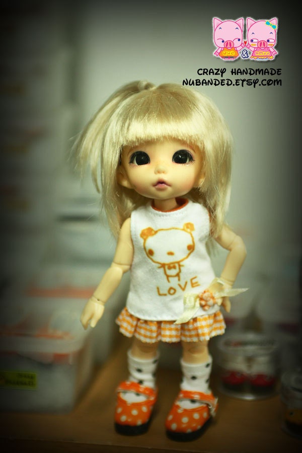 B057 - Pukifee / Lati yellow Outfits (dress and socks )