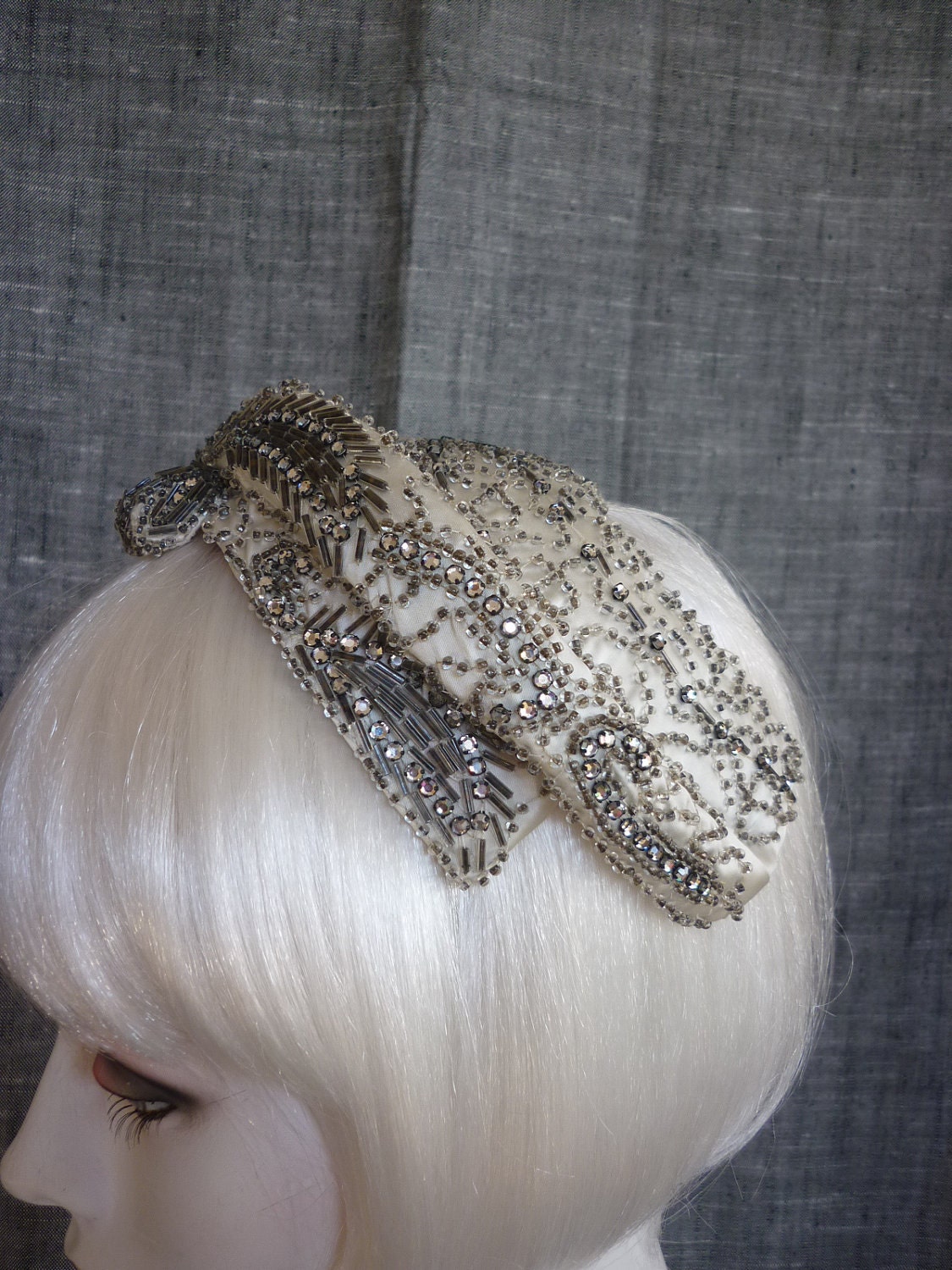 STUNNING 40s / 50s Bridal Headpiece / Halo / Crown Encrusted w Jewels