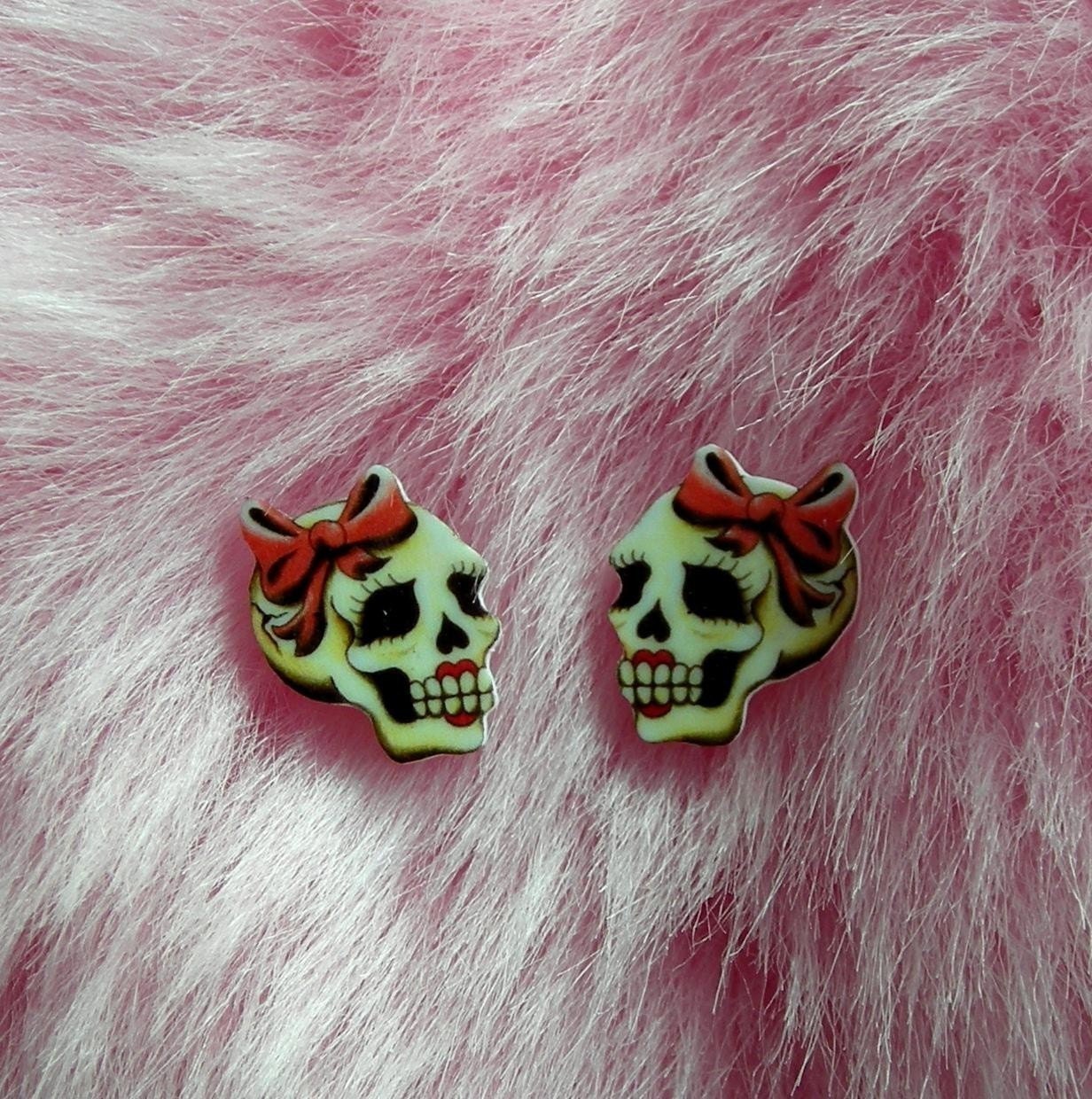 Cute and Tiny Old School Girly Skull Earrings