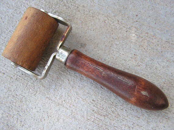 Items similar to Vintage Wooden Roller Accuracy Warner Tools / Wallpaper Seam Roller for