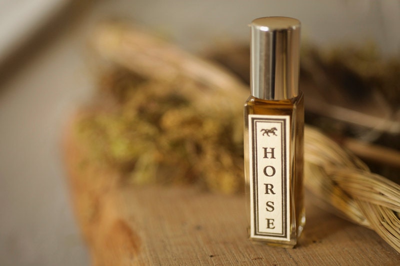 Horse - natural cologne oil (unisex)