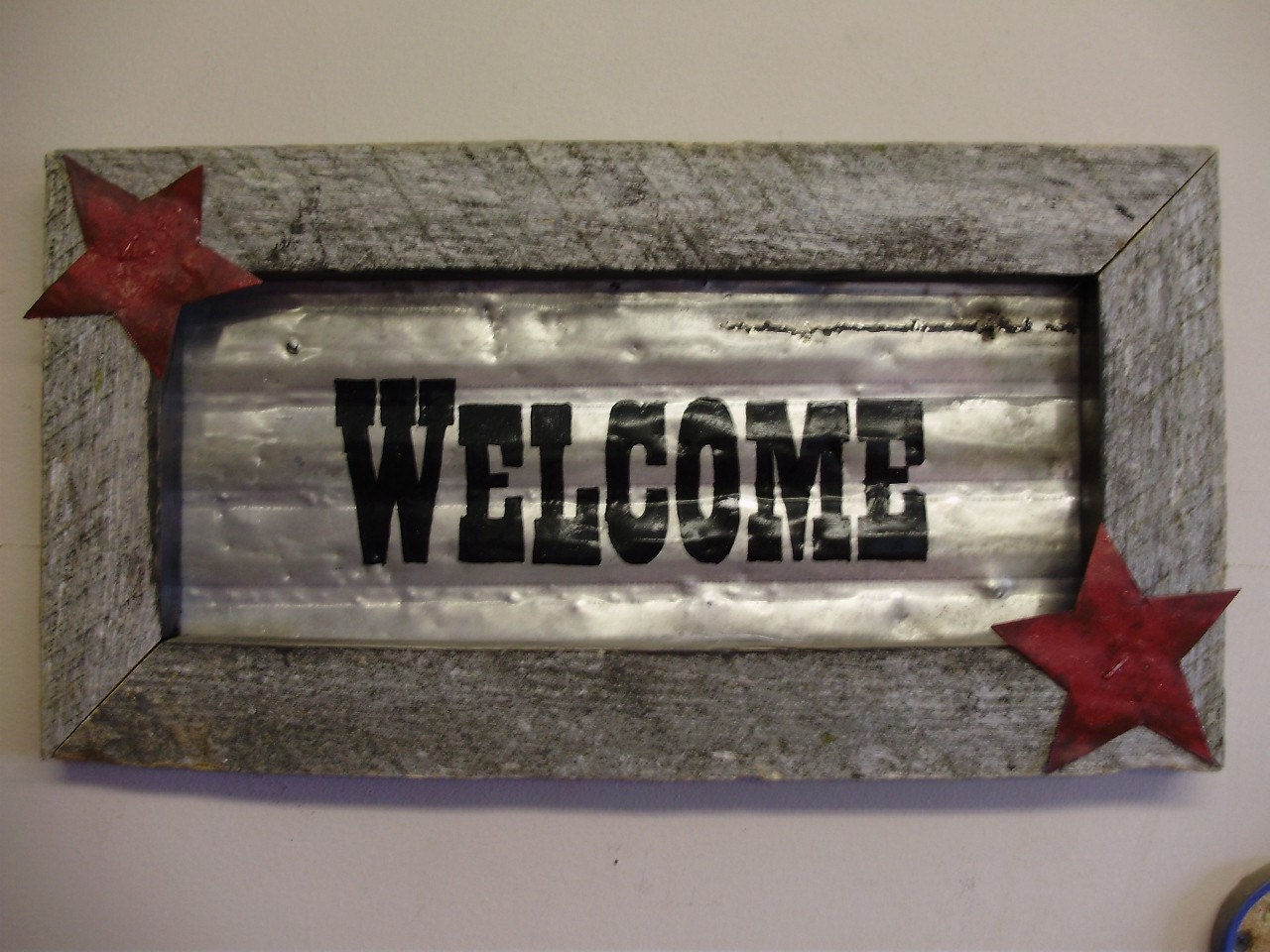 rustic western welcome sign with stars by hjyost on Etsy
