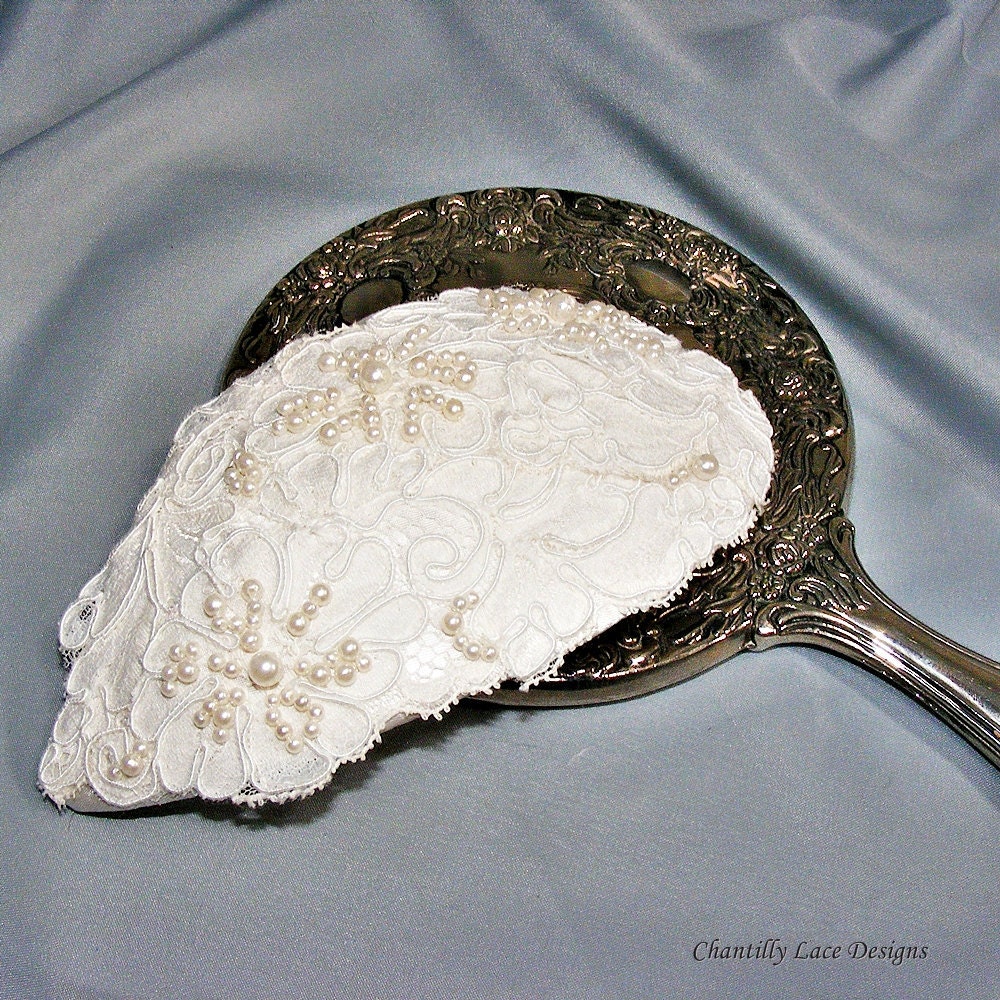White Alencon Lace Tear Drop Fascinator