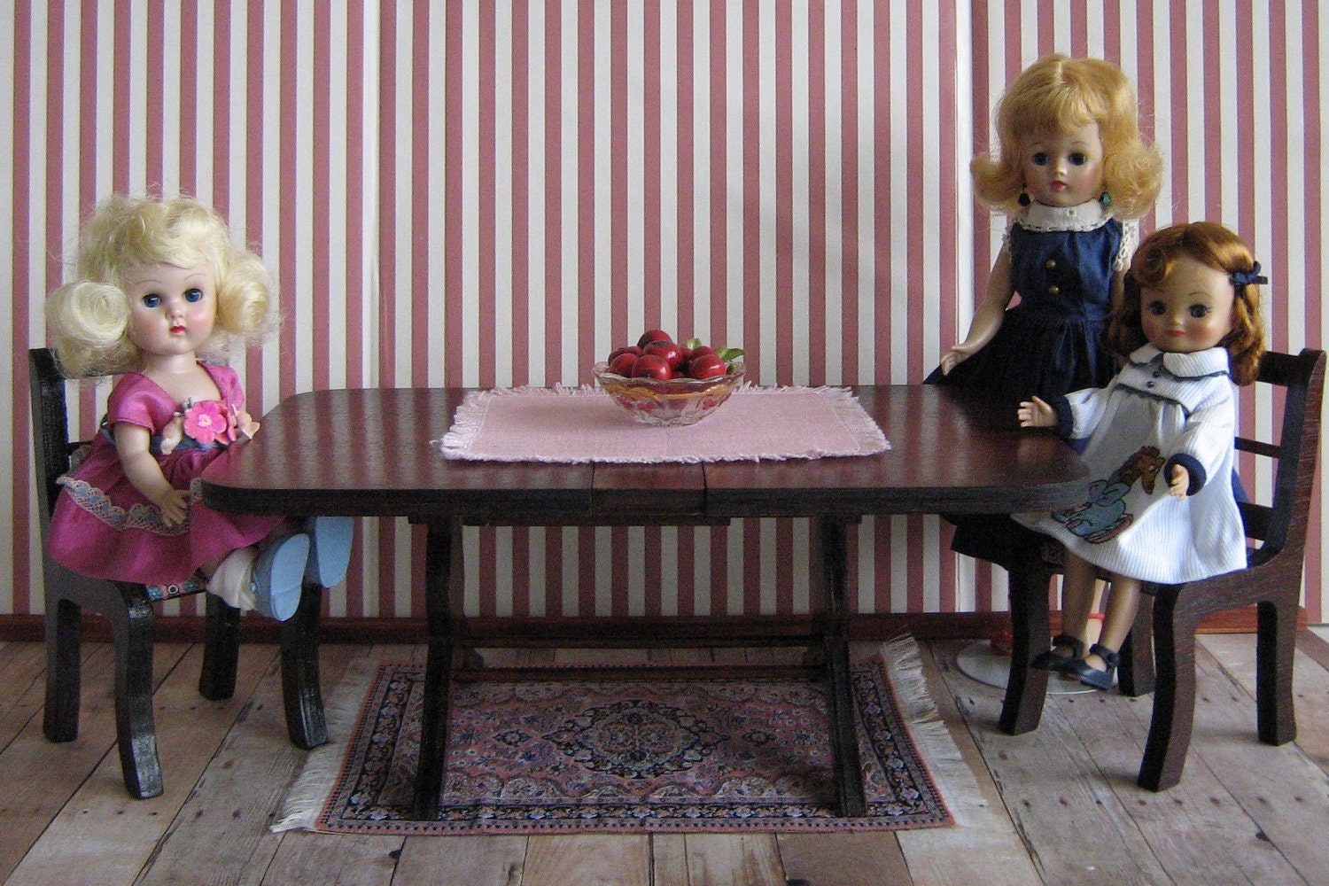 Vintage RICHWOOD Doll Furniture -  Duncan Phyfe Style Table and Chairs -  For 8 to 10 Inch Dolls