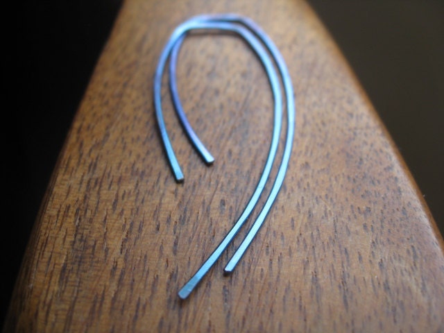 teal niobium earrings. petal earrings in turquoise niobium. modern earrings. splurge.