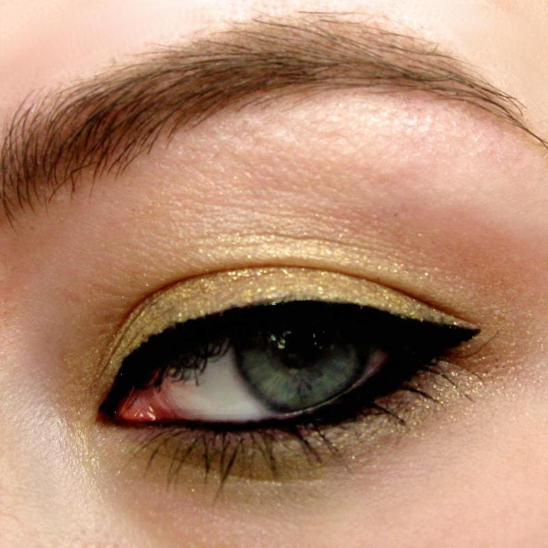 All Natural Mineral Cream Eye Shadow Pot      Gold  High Shimmer and Sparkle With Argan Oil  Acne Safe Makeup  Non-Comedogenic