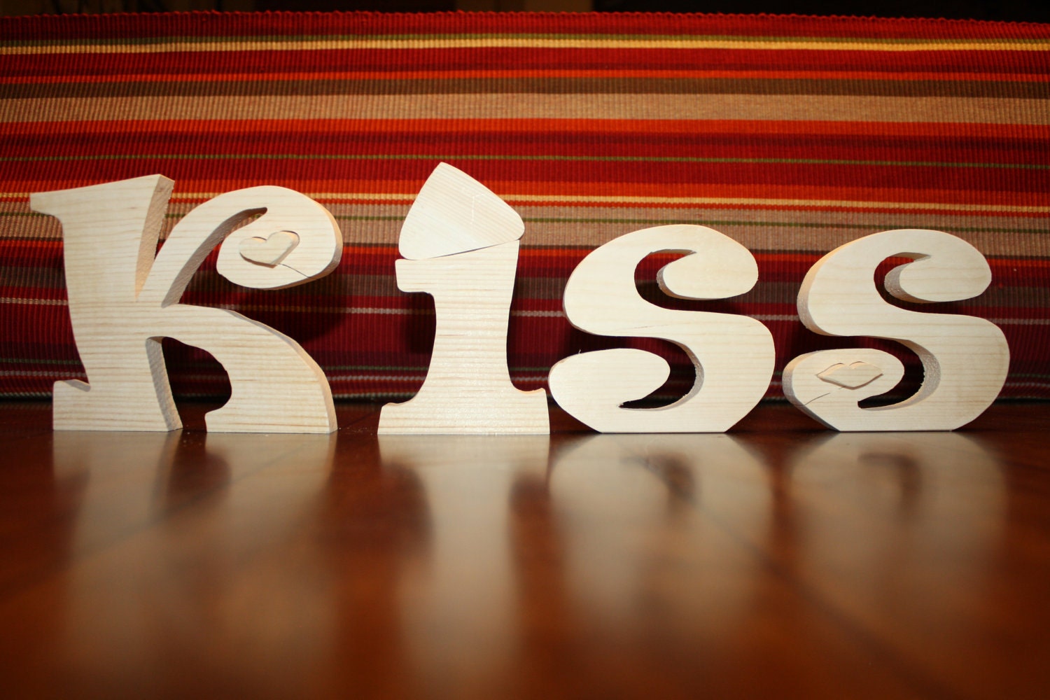 UNFINISHED Valentine Kiss wood letters