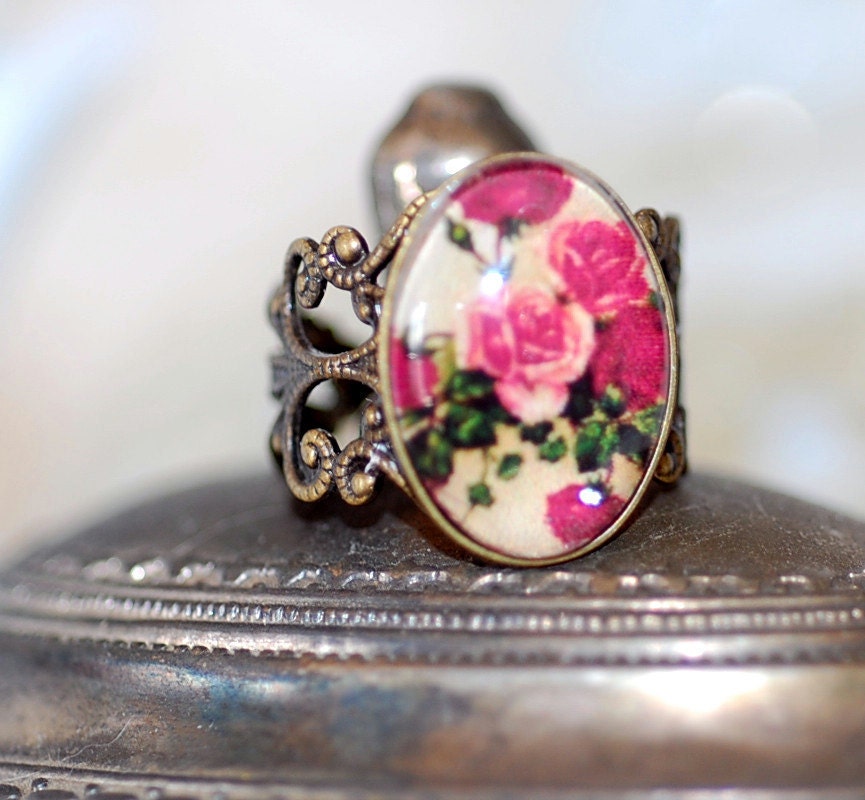 Ring  rose flowers glass jewel  cameo Black White Gothic goth SHabby Chic  Antiqued Brass romantic cute sweet girl retro