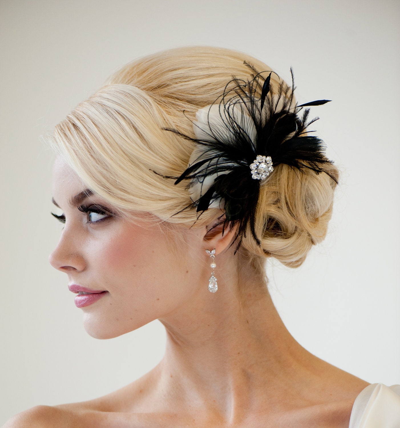 Bridal Fascinator, Wedding Hair Accessory, Feather Fascinator, Black Fascinator - DELPHINE