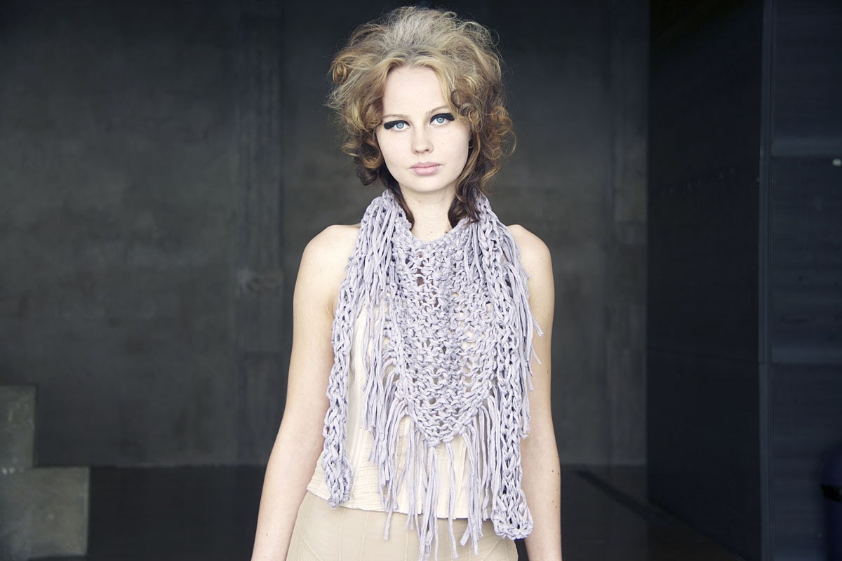 Chunky cotton triangle fringe scarf - Muted Lilac