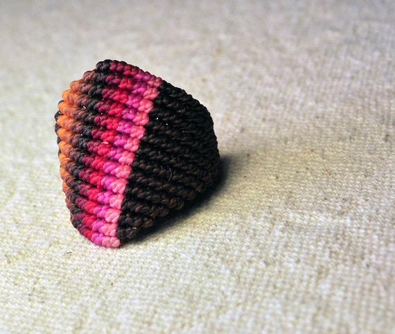 Macrame Ring Brown Pink Red Fade