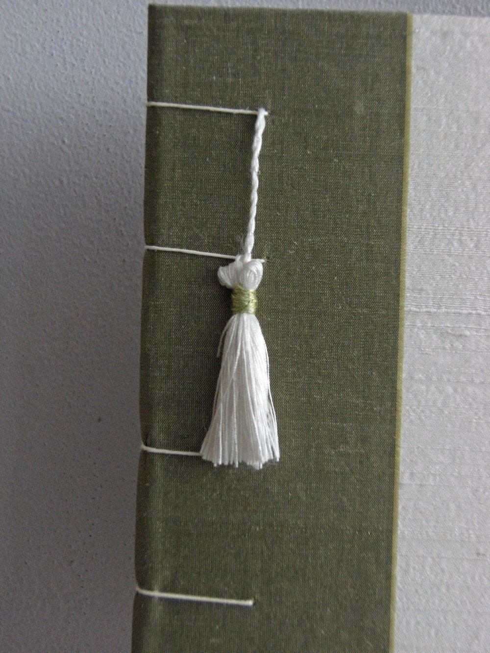 Hand-Made Tassel - Add a Tassel to your Book