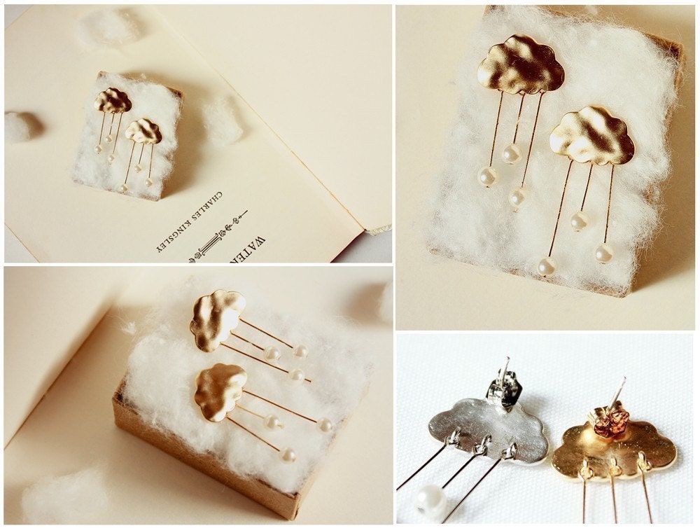 i heart rainy days . a cute whimsical rainy cloud earrings in gold .