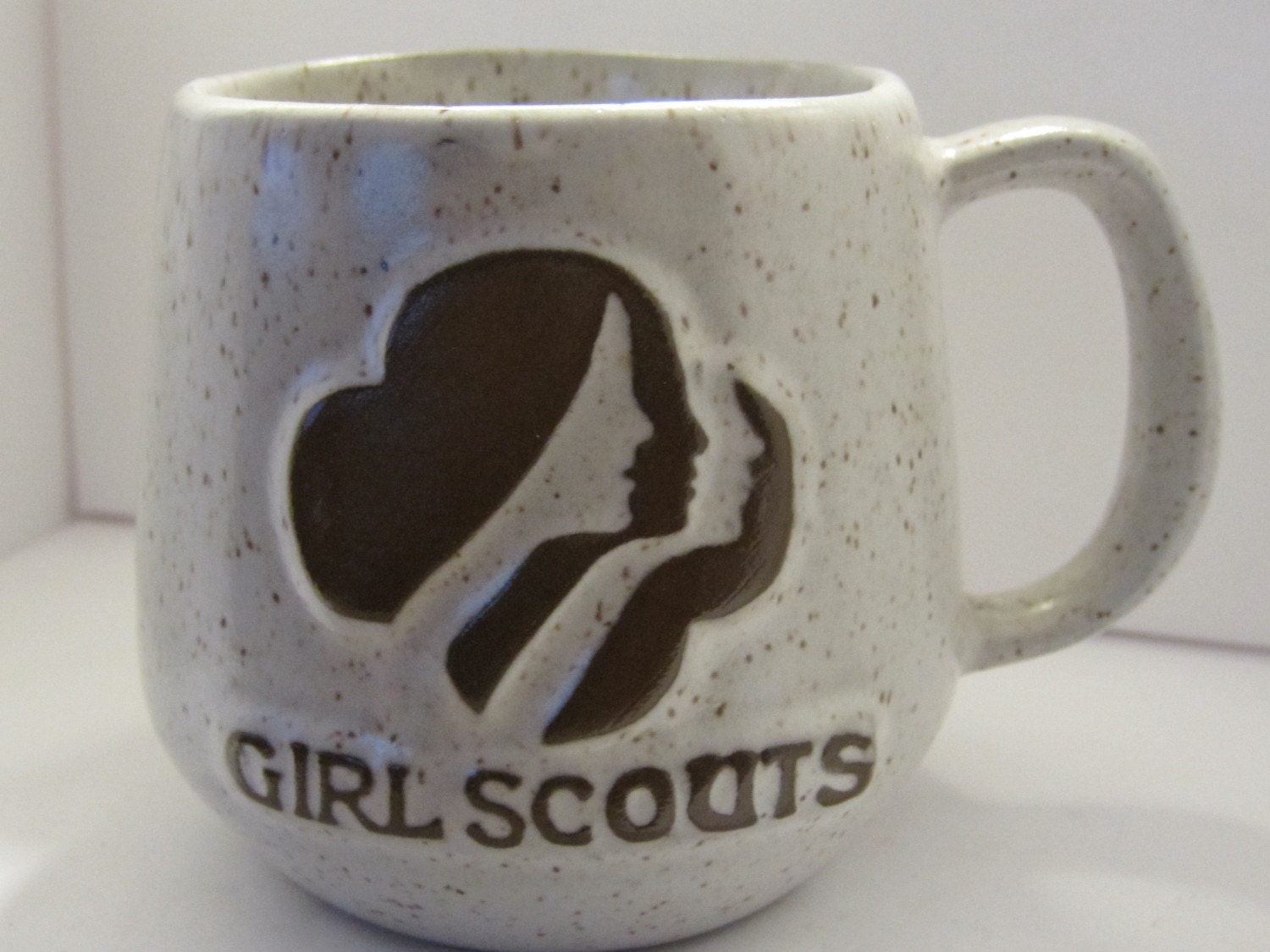 GIRL SCOUTS Onion River Pottery Stoneware Coffee Mug by DenCarty