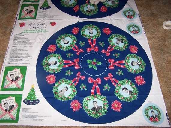 Elvis Tree Skirt 112