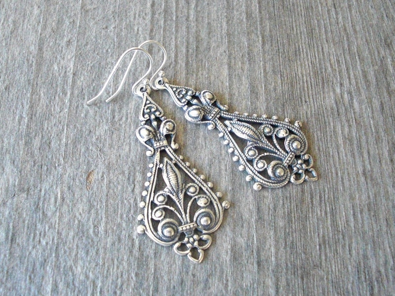 Antique Silver FILIGREE EARRINGS - Chandelier Bohemian Earrings - Bohemian Jewelry - Bridesmaid Earrings
