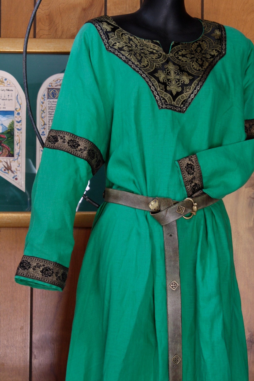 Grass Green and Black Medieval Tunic Dress / SCA Garb / Spring ritual dress