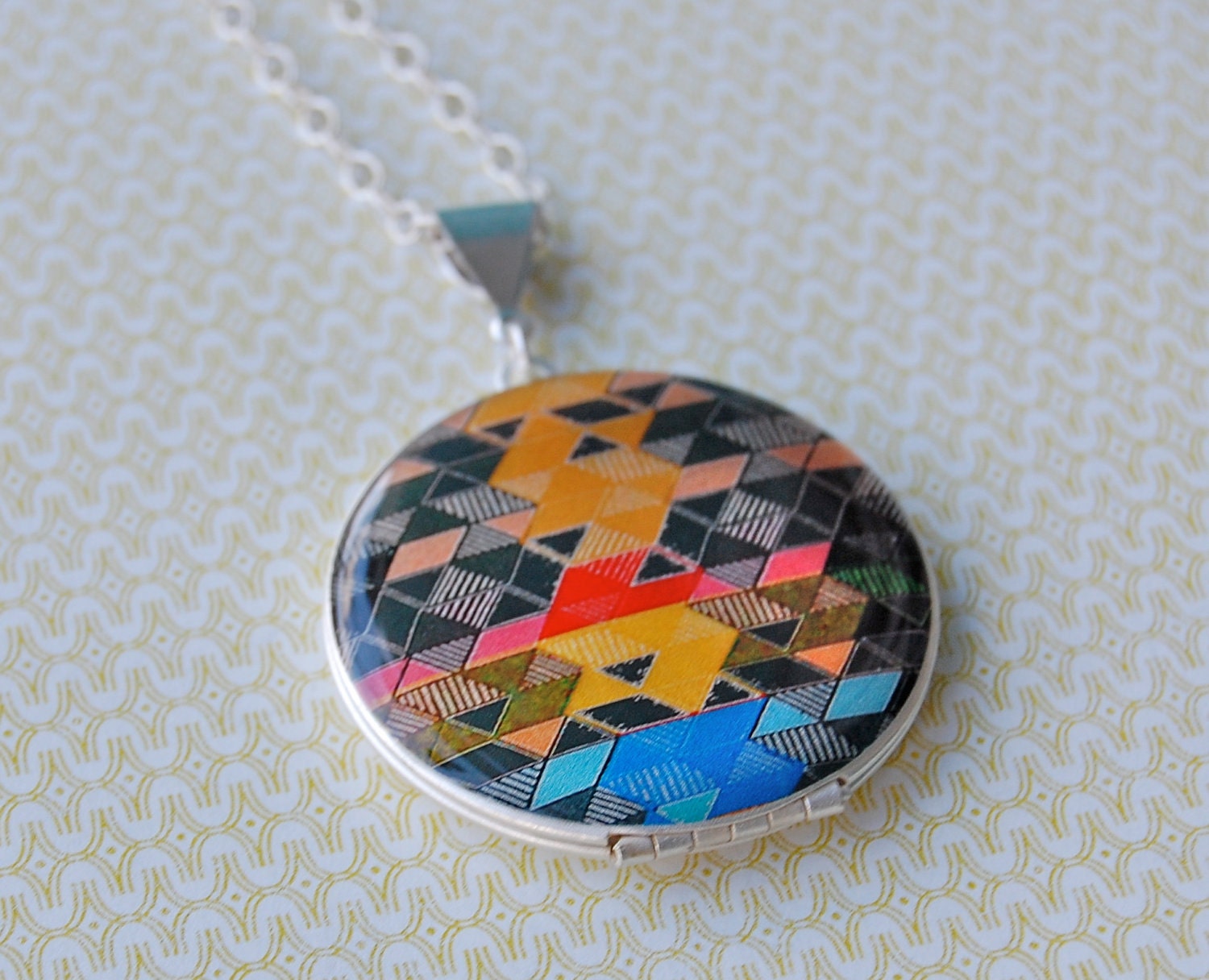 The Color Study I Locket - Vintage - Fine Silver .999