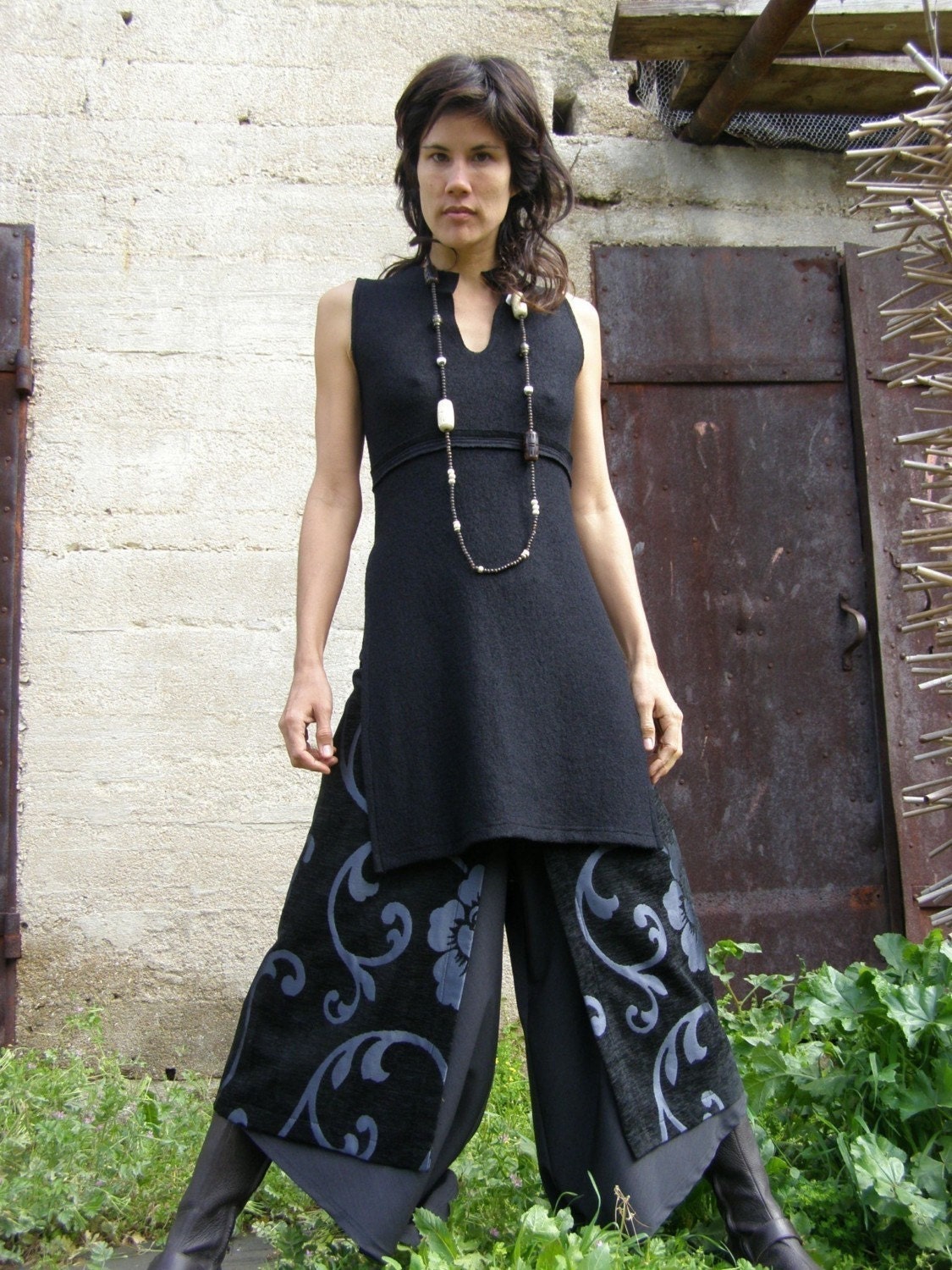 THE ART CHIC SLIT 