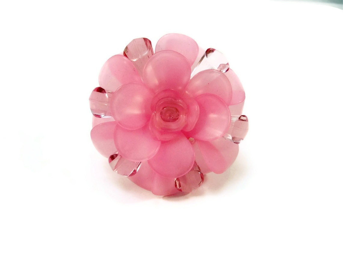 Large Cocktail Ring Pink Flower Stretchy Band Womens