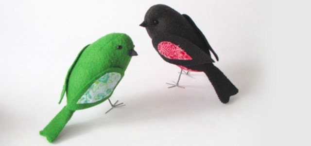 The Curious Robin PDF Pattern and Instructions --INSTANT DOWNLOAD--