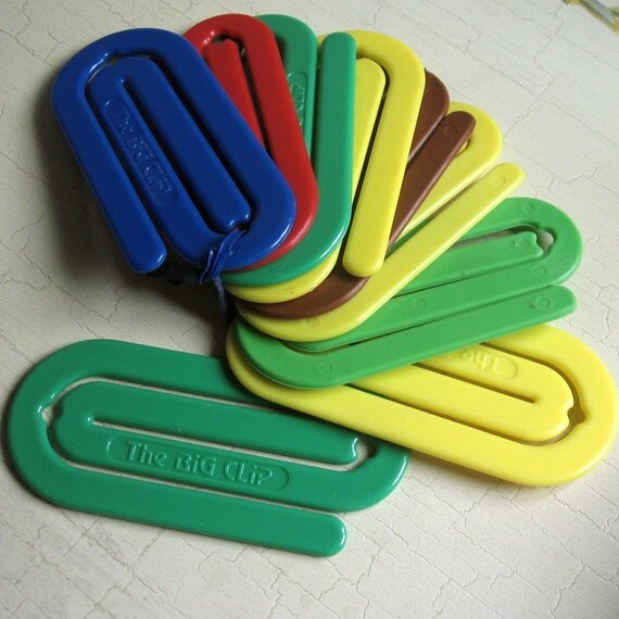 colorful-9-giant-plastic-paper-clips-crafting-by-cutnpast-on-etsy