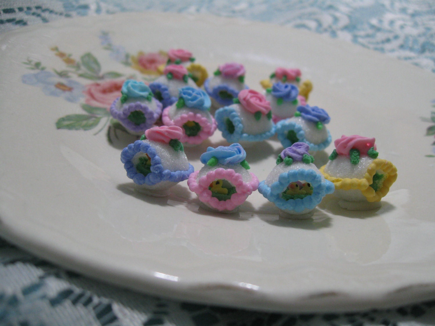 Miniature lavender  Easter panoramic sugar egg and origami box