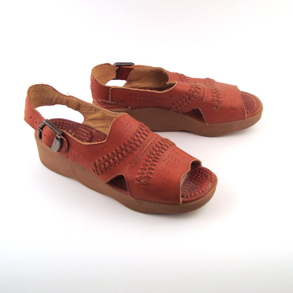 Famolare Sandals Platform Vintage 1970s Famolare Wedges Sandals Get there Leather Women's 9