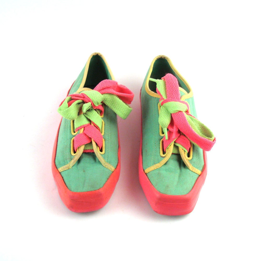 Neon Canvas Sneakers Vintage 1980s Pure Juice Neon Canvas Sneakers Women's size 7 1/2
