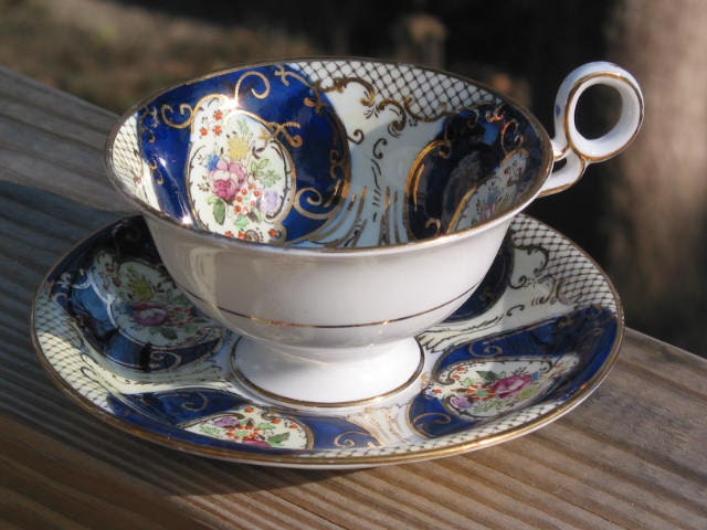 Regent Fine Bone China flo blue Fenton floral Cup & Saucer gold trim