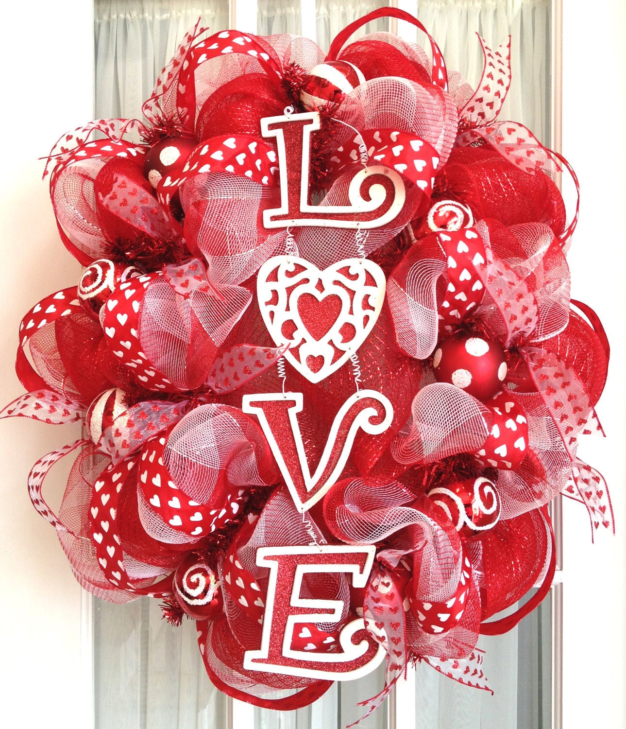 Oval Deco Mesh Wreath Valentine's Day