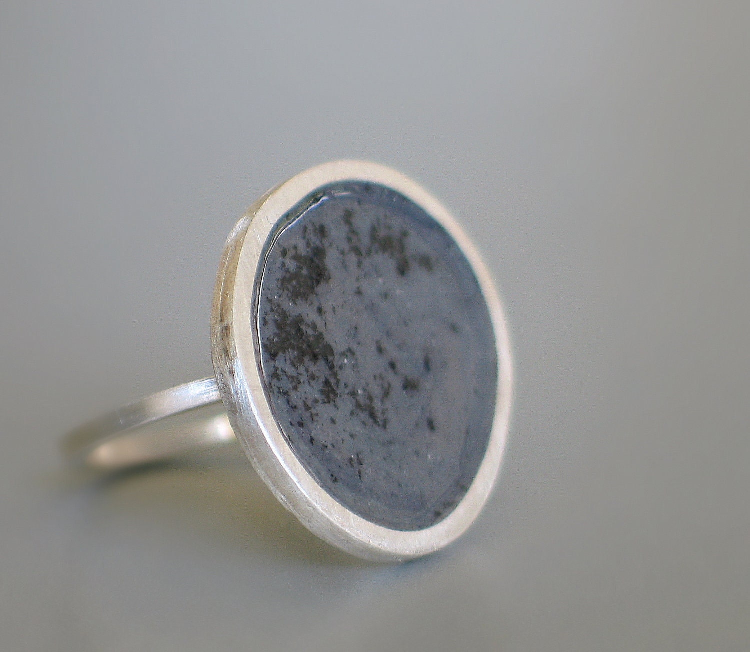 Black dust in Grey sterling silver Ring