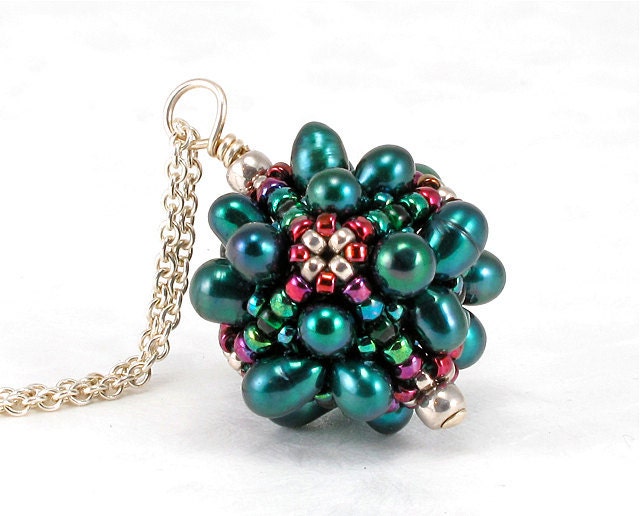 Handcrafted Deep Green Pearl Beaded Pendant