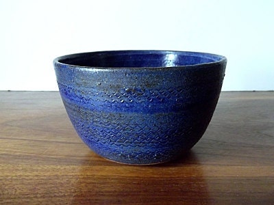 Vintage Blue and Gray Studio Pottery Bowl, Sgraffito