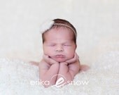 Vintage-Inspired Flower Headband In Cream - Perfect Photo Prop