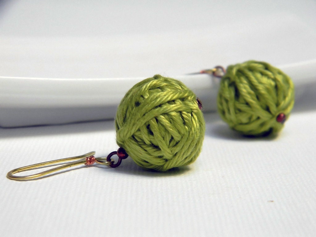 Apple green cotton yarn beads earrings, gold earwires, handmade yarn balls, round pendant, beaded earrings - ylleanna
